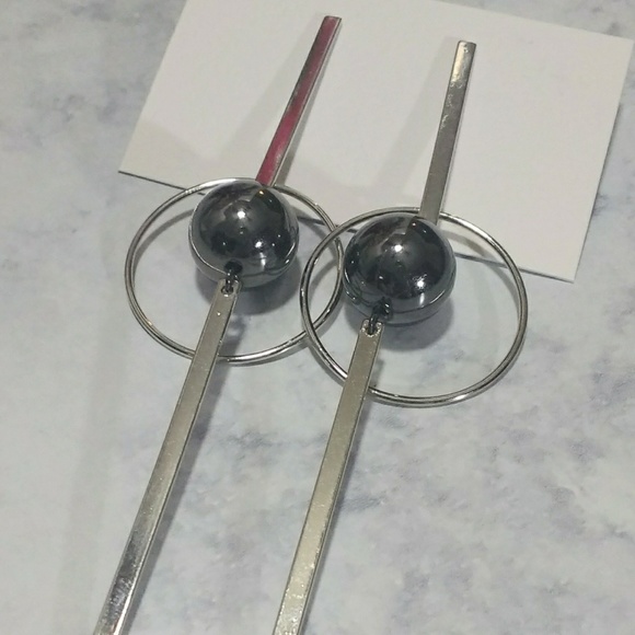 Geometric Silver Bar Earrings - Picture 3 of 3